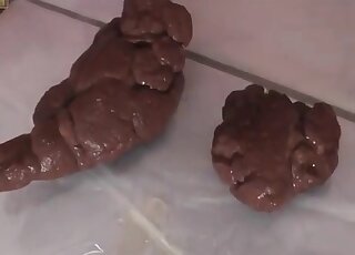 Wearing her tie and skirt for a hot scat vid